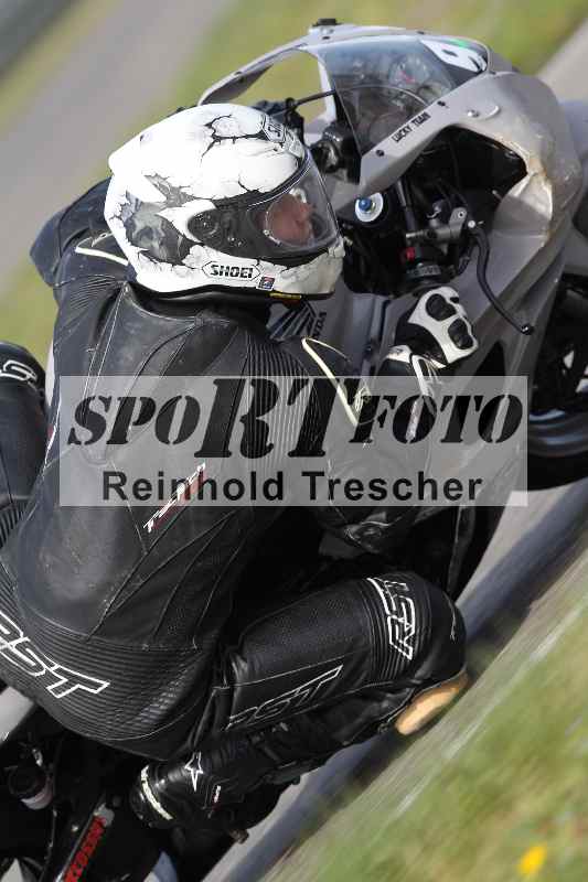 /Archiv-2023/06 10.04.2023 Moto Club Anneau du Rhin/Rouge Expert/97